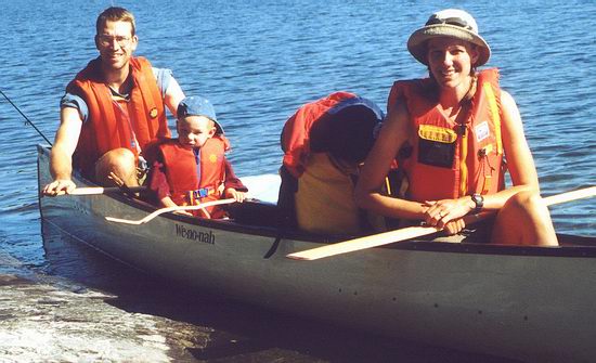 esjcanoeday6web.jpg (46213 bytes)